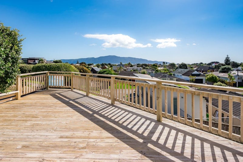 14A Falla Street, Paraparaumu Beach, Paraparaumu - Carousel 1