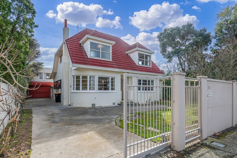 15 Hardie Street, Hokowhitu, Palmerston North - Carousel 2