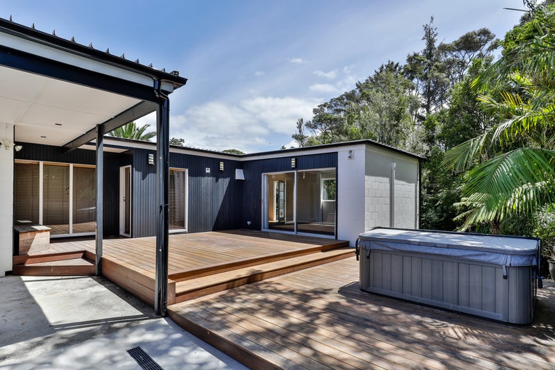 57A Godley Road, Green Bay, Auckland - Carousel 1