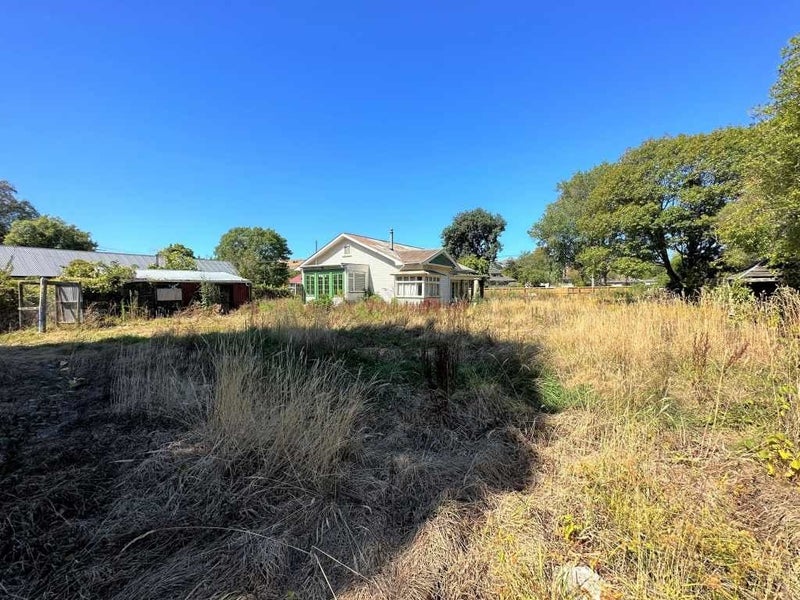 25 Fifield Terrace, Waltham, Christchurch - Carousel 2