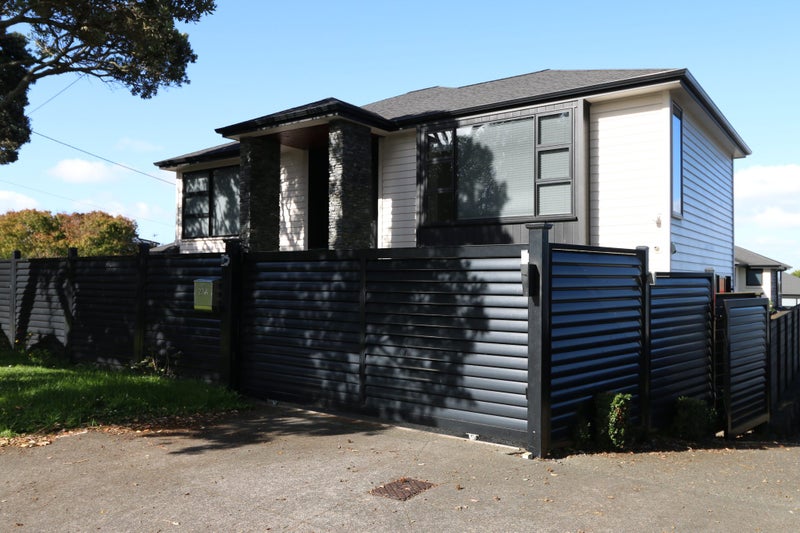 23A Raurenga Avenue, Royal Oak, Auckland - Carousel 2