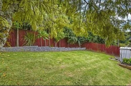 3B Dallinghoe Crescent, Milford, Auckland - Carousel 2