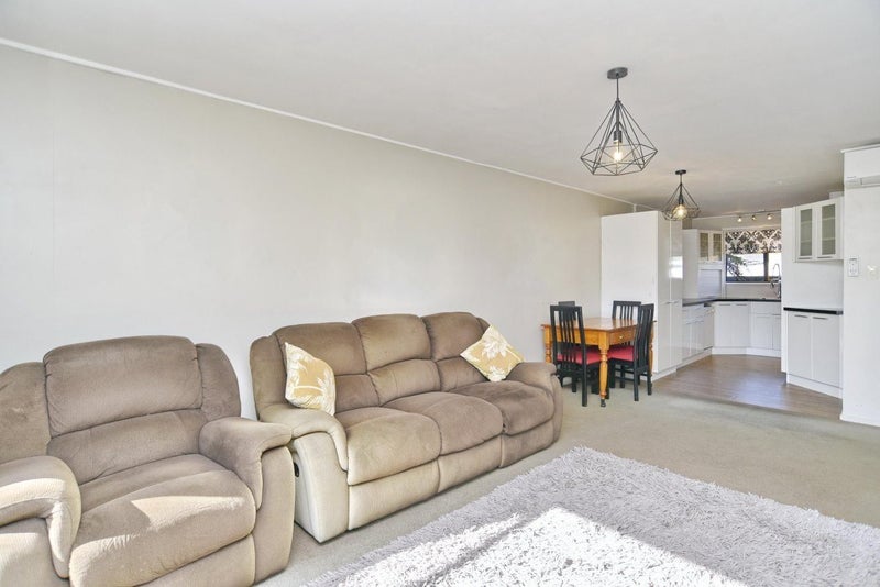 17 Castile Place, Belfast, Christchurch - Carousel 2