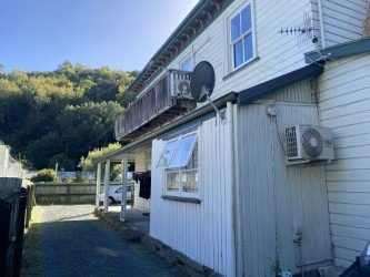 207 Nile Street East, Maitai, Nelson - Carousel 1