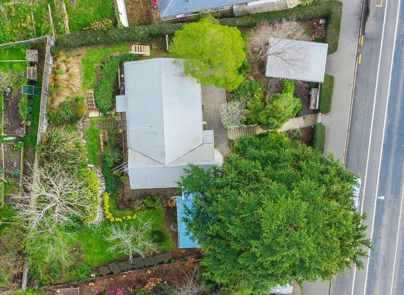 210 North Road, North East Valley, Dunedin - Carousel 23