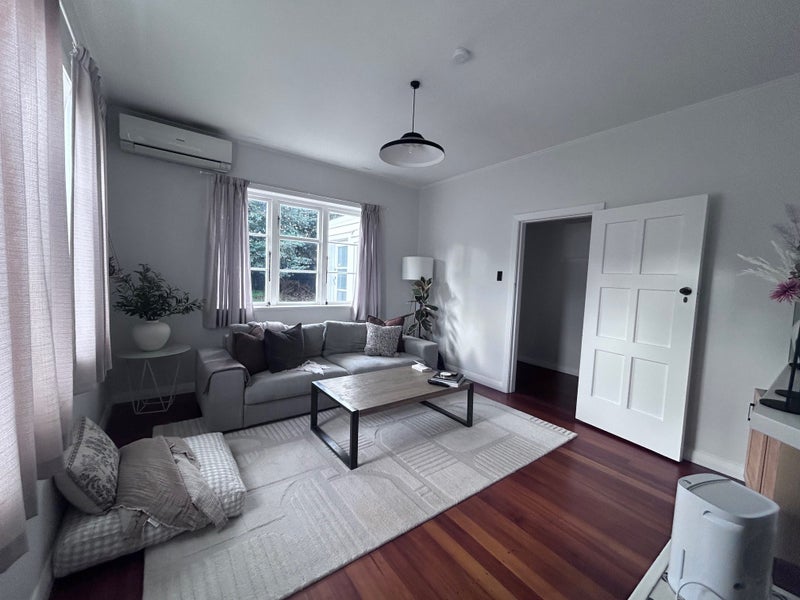 567 Mount Albert Road, Royal Oak, Auckland - Carousel 12