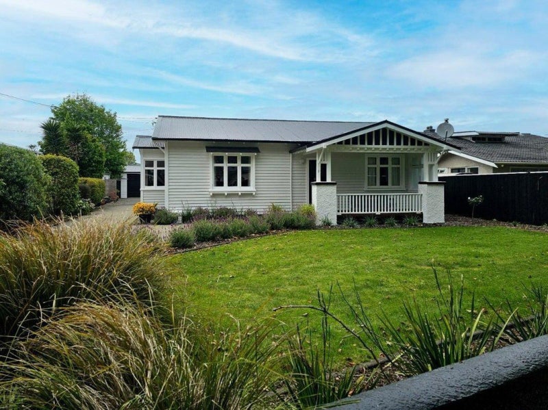 21 Godwin Crescent, College Estate, Whanganui - Carousel 1
