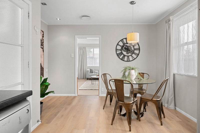 5A Richan Street, Glenview, Hamilton - Carousel 2