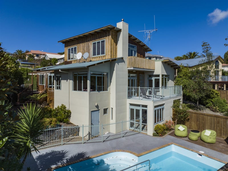 11 Strata View, Western Heights, Hamilton - Carousel 2