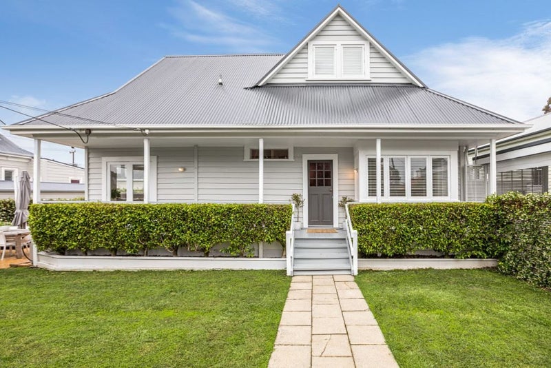 36A Summer Street, Stanley Point, Auckland - Carousel 24