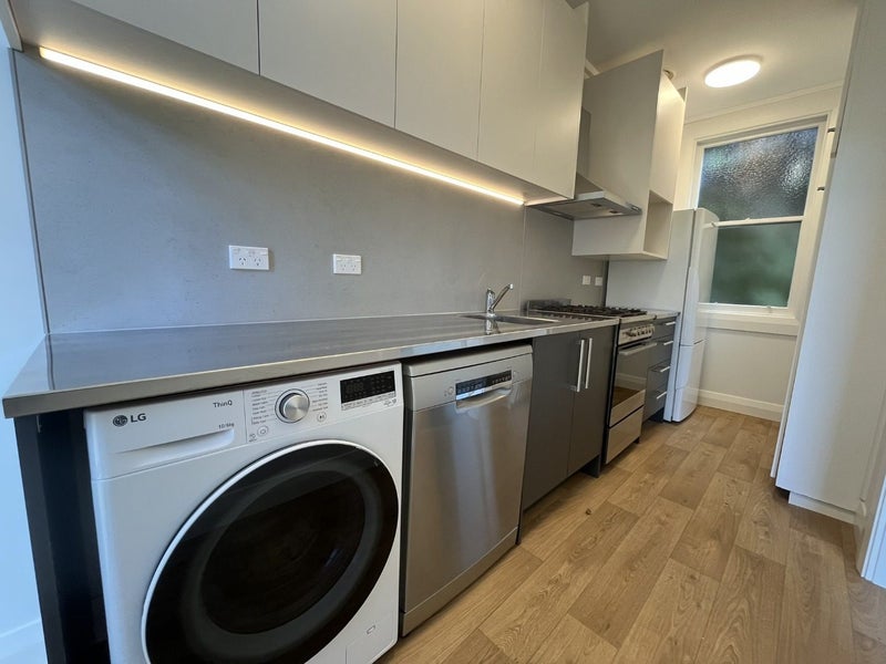 55 Norway Street, Aro Valley, Wellington - Carousel 2