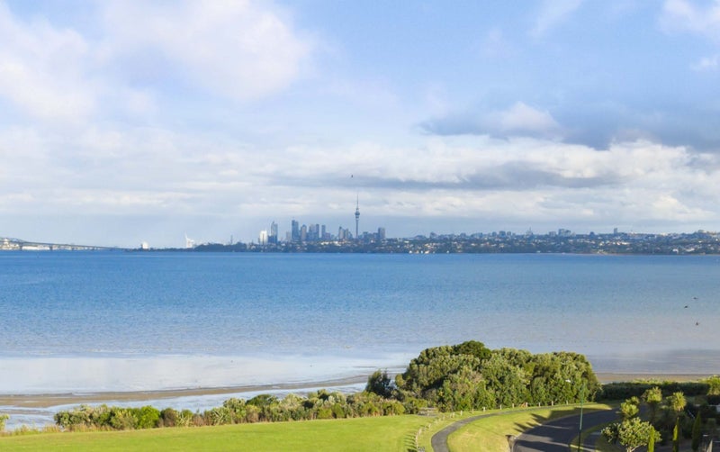 49 Spinnaker Drive, Te Atatu Peninsula, Auckland - Carousel 2