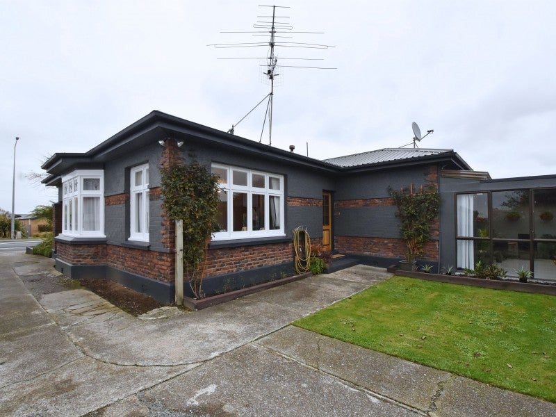 334 Tay Street, Turnbull Thomson Park, Invercargill - Carousel 20