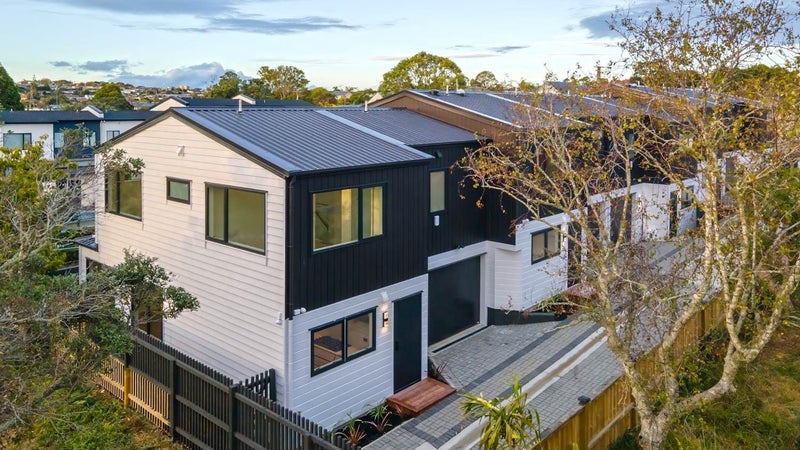 205D Whitney Street, Blockhouse Bay, Auckland - Carousel 1