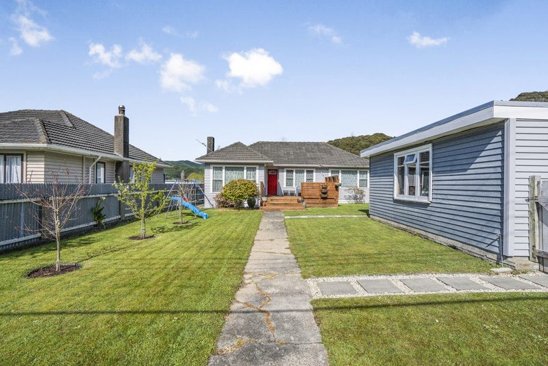 11 Kowhai Street, Wainuiomata, Lower Hutt - Carousel 20