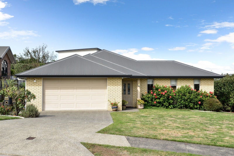 42 Heathfield Avenue, Huntington, Hamilton - Carousel 1