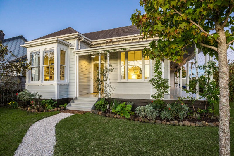 116 Victoria Road, Devonport, Auckland - Carousel 1