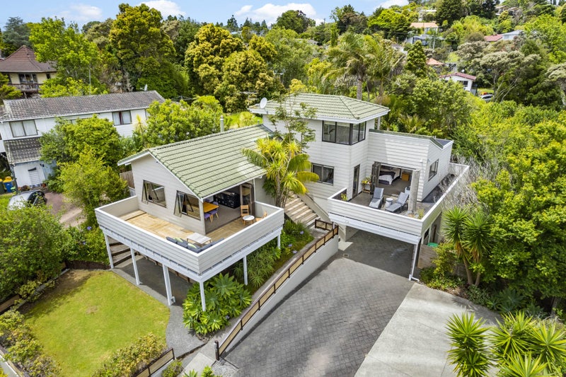 22 Houston Place, Bayview, Auckland - Carousel 1