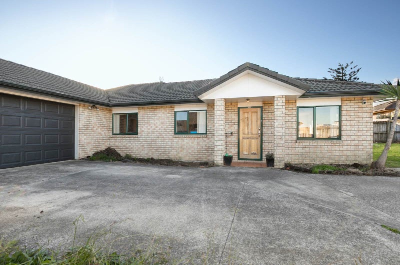 8 Carn Place, Weymouth, Auckland - Carousel 12