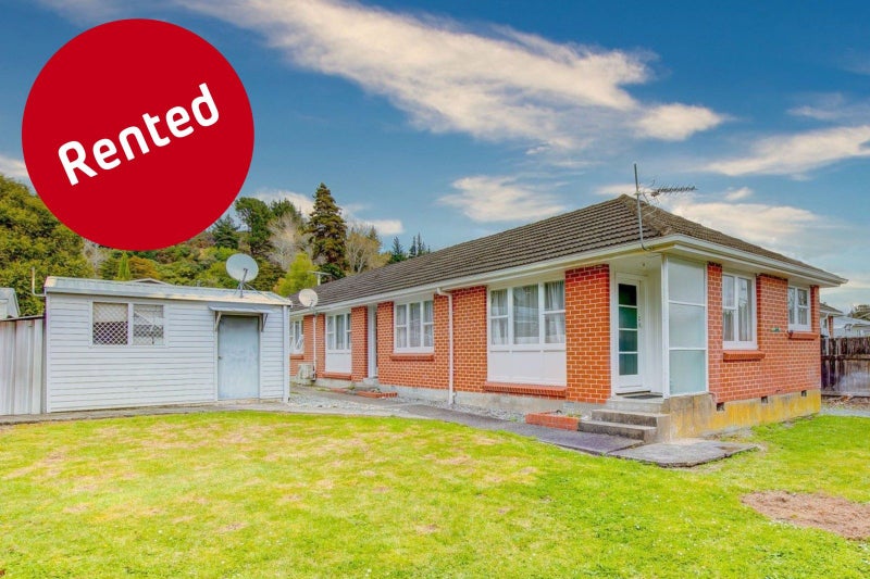 3/31 Hillside Drive, Maoribank, Upper Hutt - Carousel 1