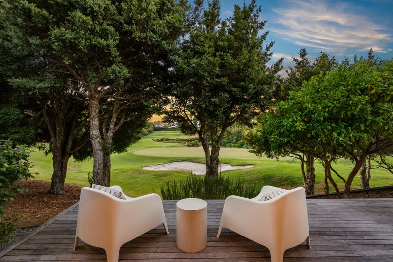 6 Allen Johnston Place, Saint Johns, Auckland - Carousel 1