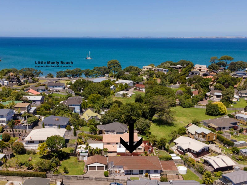 18 Zealandia Road, Manly, Whangaparaoa - Carousel 1