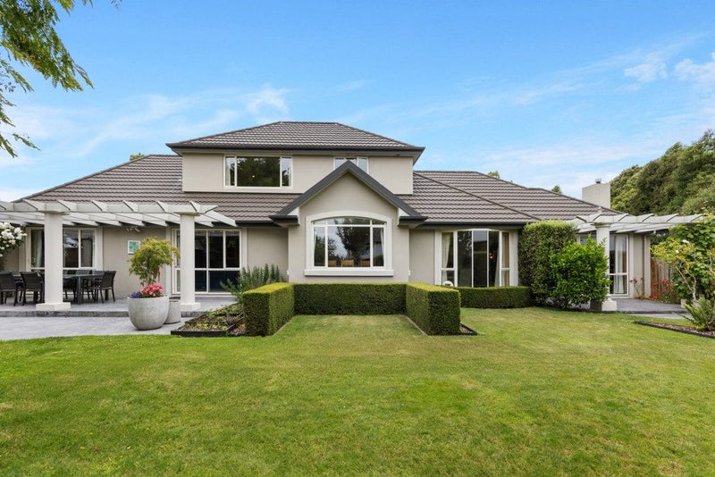 4 Boonwood Close, Westmorland, Christchurch - Carousel 1