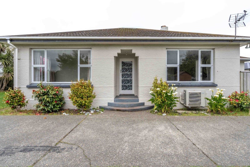 200 Margaret Street, Glengarry, Invercargill - Carousel 1