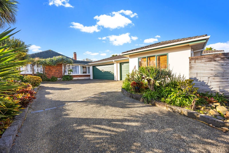 28 James Laurie Street, Henderson, Auckland - Carousel 1