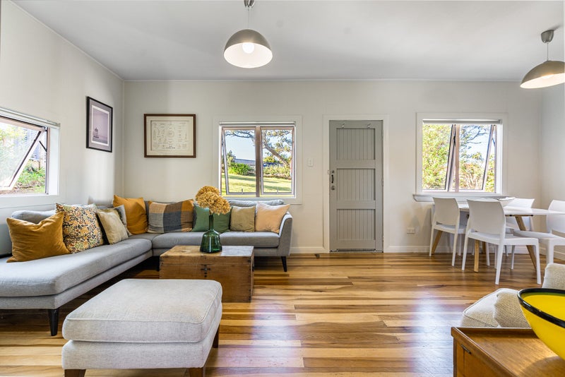 11 Korora Road, Oneroa, Waiheke Island - Carousel 16