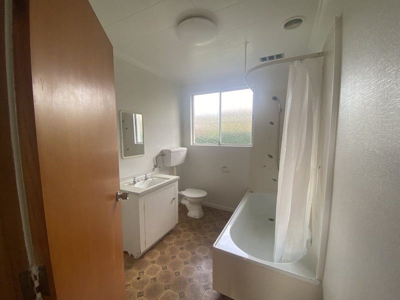 3/12 Clifton Street, Windsor, Invercargill - Carousel 8