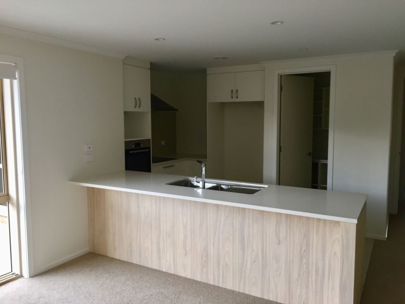 285 Dixon Road, Fitzroy, Hamilton - Carousel 2