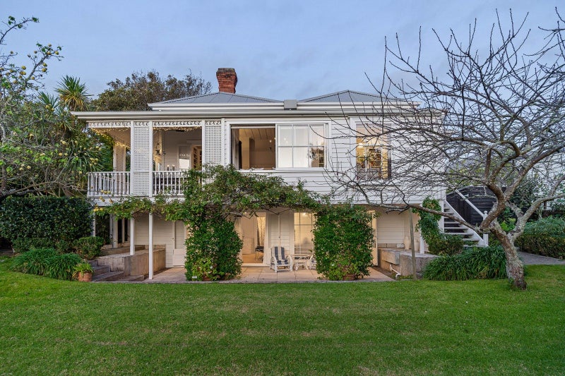 3 Chamberlain Street, Grey Lynn, Auckland - Carousel 1