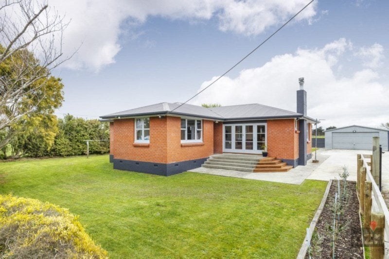 1209 Camerons Line, Aorangi, Feilding - Carousel 1
