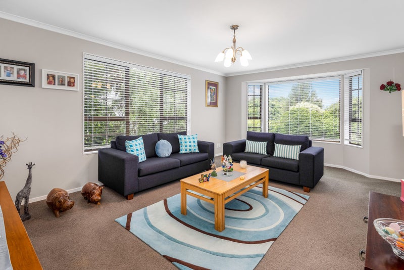 14 Brasenose Place, Tawa, Wellington - Carousel 2