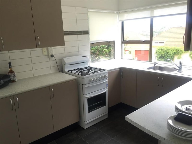 15 Gaya Grove, Ngaio, Wellington - Carousel 2