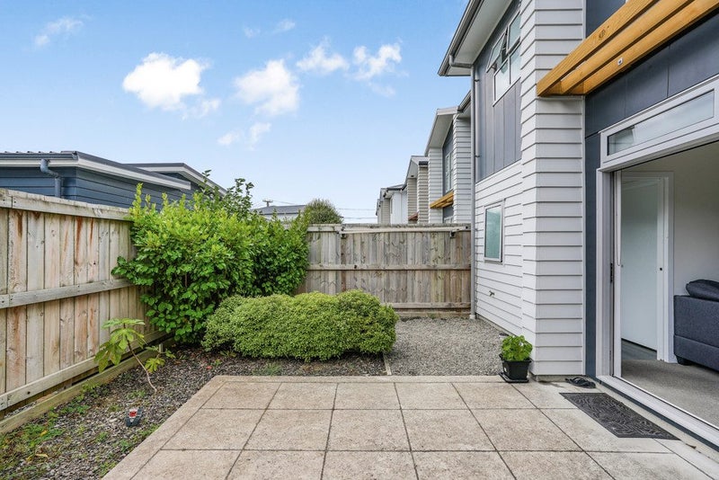 12 Ronalds Way, Taita, Lower Hutt - Carousel 15