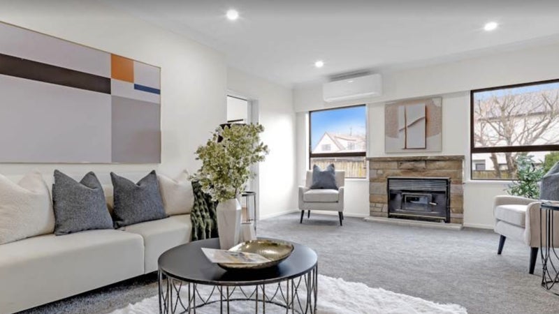 12 Holden Place, Manukau, Auckland - Carousel 1