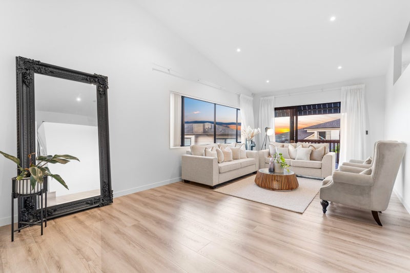 8 Mettam Drive, Swanson, Auckland - Carousel 1