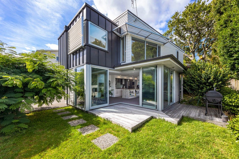 52A Finch Street, Morningside, Auckland - Carousel 4