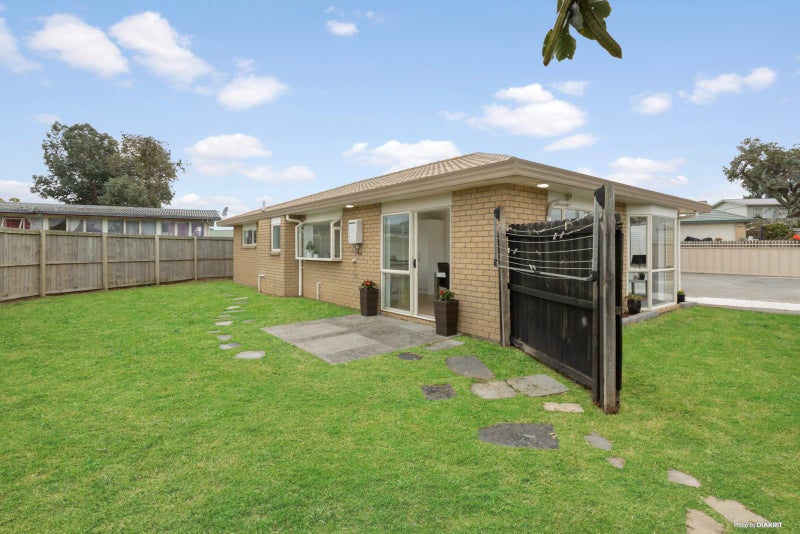 10 Grangewood Close, Favona, Auckland - Carousel 2