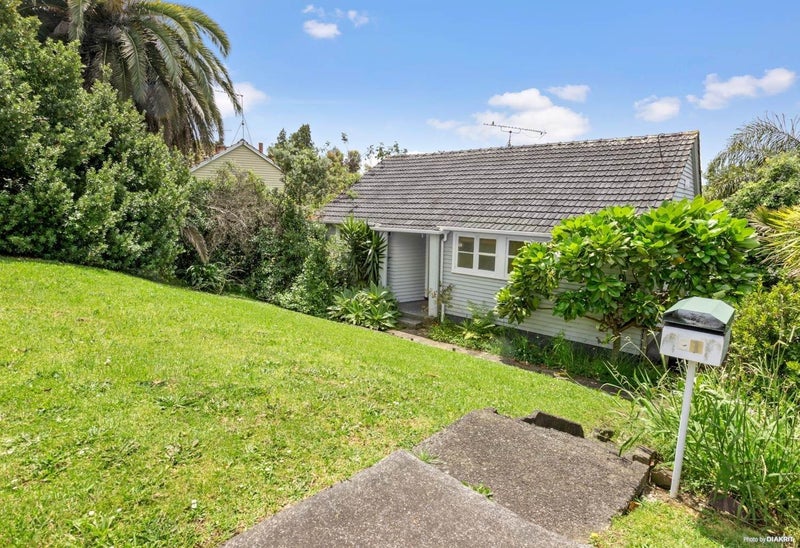 91 Kurahaupo Street, Orakei, Auckland - Carousel 2