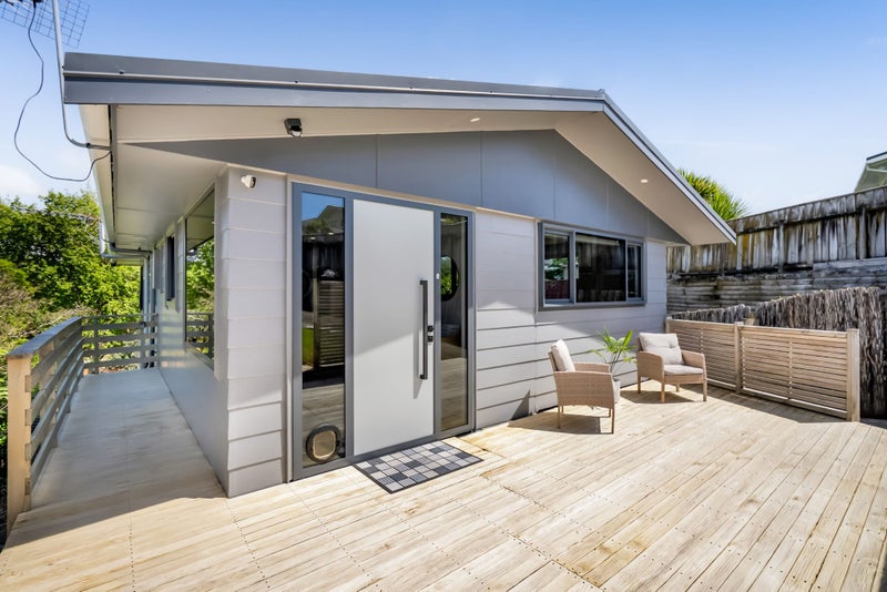 35G Clearmont Crescent, Blagdon, New Plymouth - Carousel 1