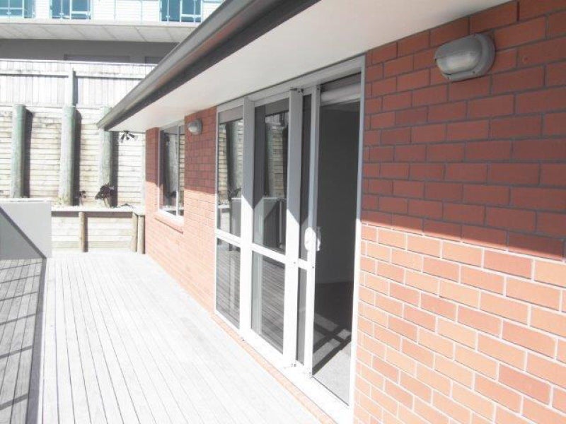 32 Rosendale Avenue, Spotswood, New Plymouth - Carousel 2