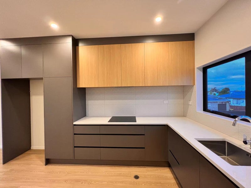 4/1 Cape Road, Mangere, Auckland - Carousel 2