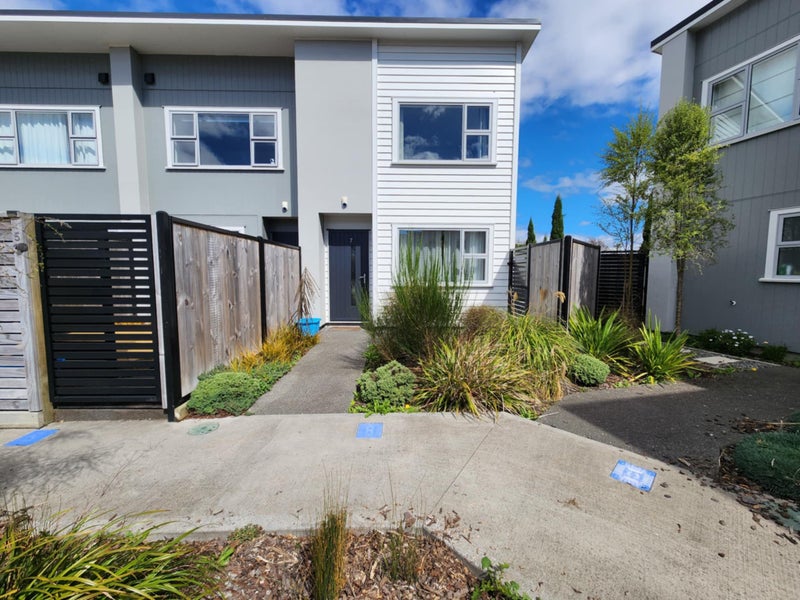 7 Mcgrath Way, Taita, Lower Hutt - Carousel 1