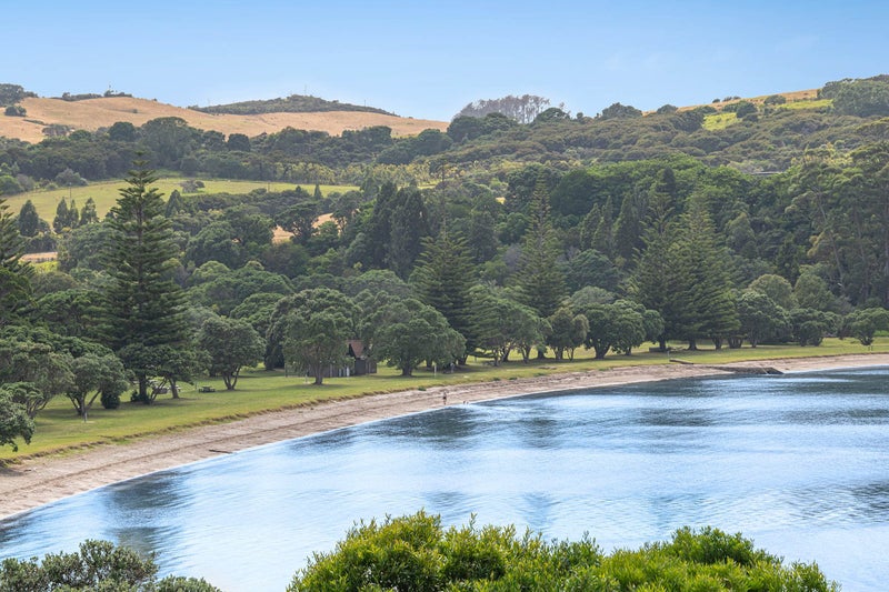 91 Shakespear Road, Army Bay, Whangaparaoa - Carousel 2
