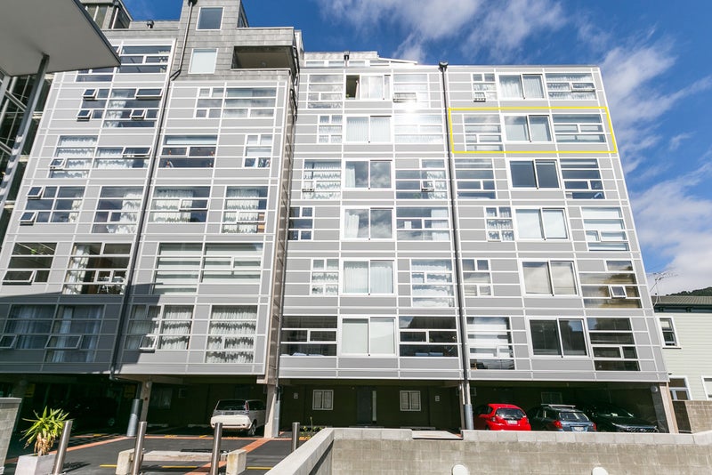 93/43 Mulgrave Street, Thorndon, Wellington - Carousel 2