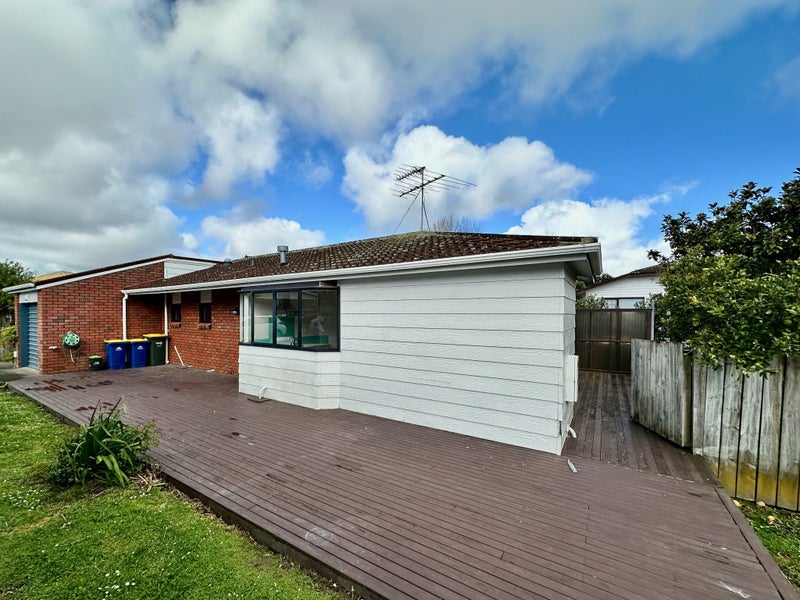 2/16 Centorian Drive, Windsor Park, Auckland - Carousel 10