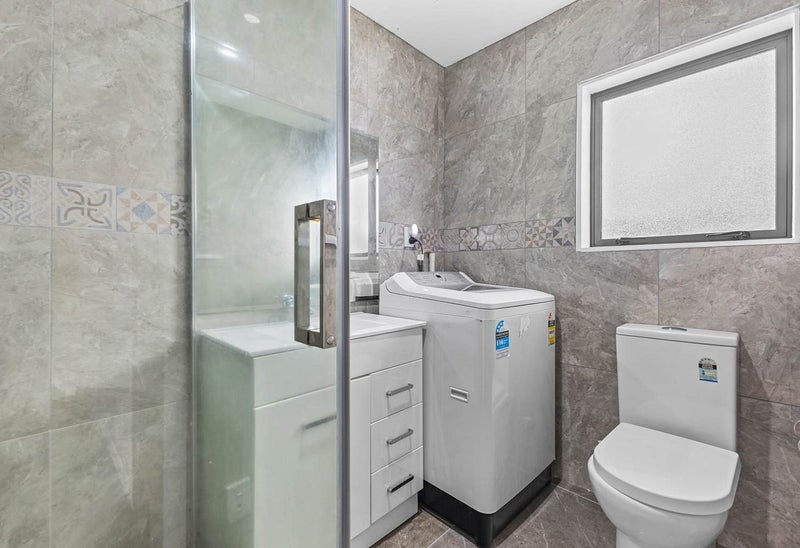 16 Waterview Road, Stanley Point, Auckland - Carousel 9